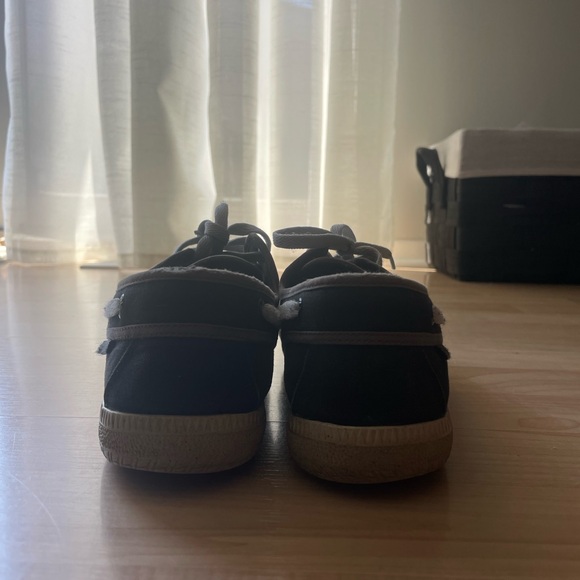 Nike shoes - Picture 4 of 5